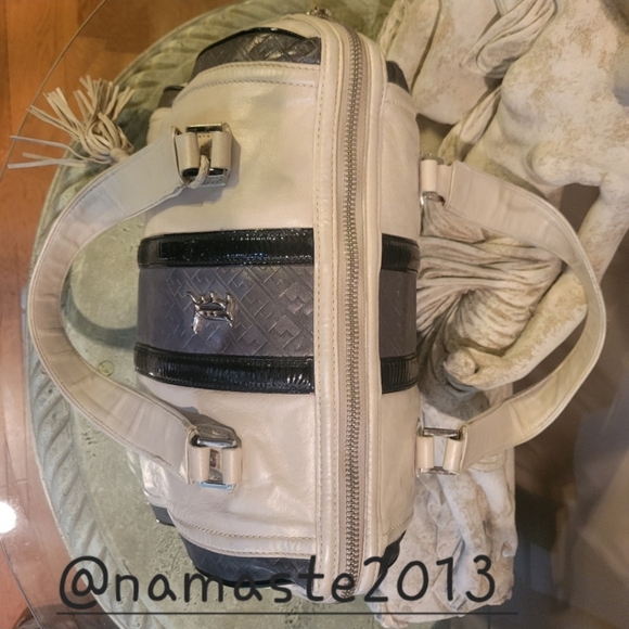 L.A.M.B. by Gwen Stefani Leather Frosted Satchel Luxury Designer Handbag #544 - Picture 3 of 15